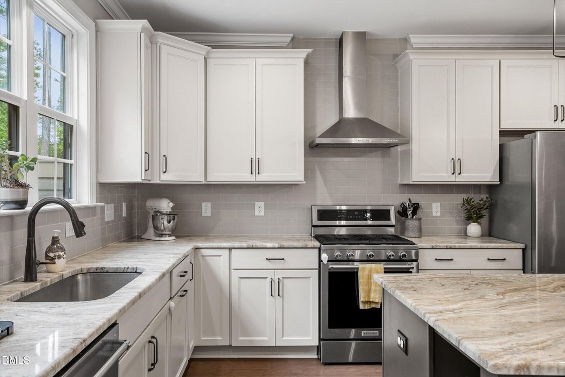 Townhouse in Raleigh, North Carolina, United States 4 - 18948656