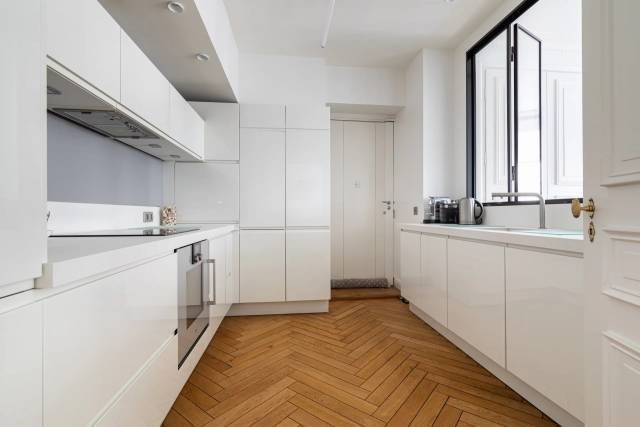 Apartment in Saint Vincent, Lyon 1er Arrondissement, Lyon 4 - 17449016