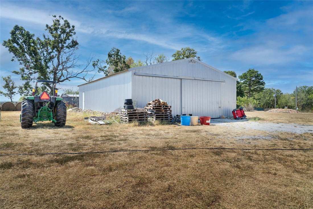 Westville, Oklahoma, United States 4 - 18951675