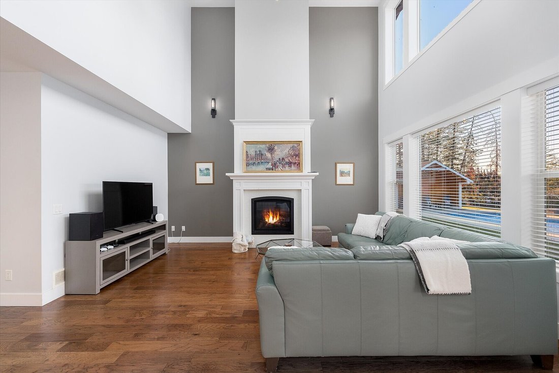 House in Kelowna, British Columbia, Canada 5 - 18954256