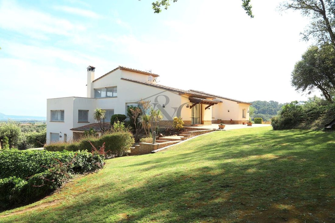 Villa in Pals, Catalonia, Spain 1 - 18948809