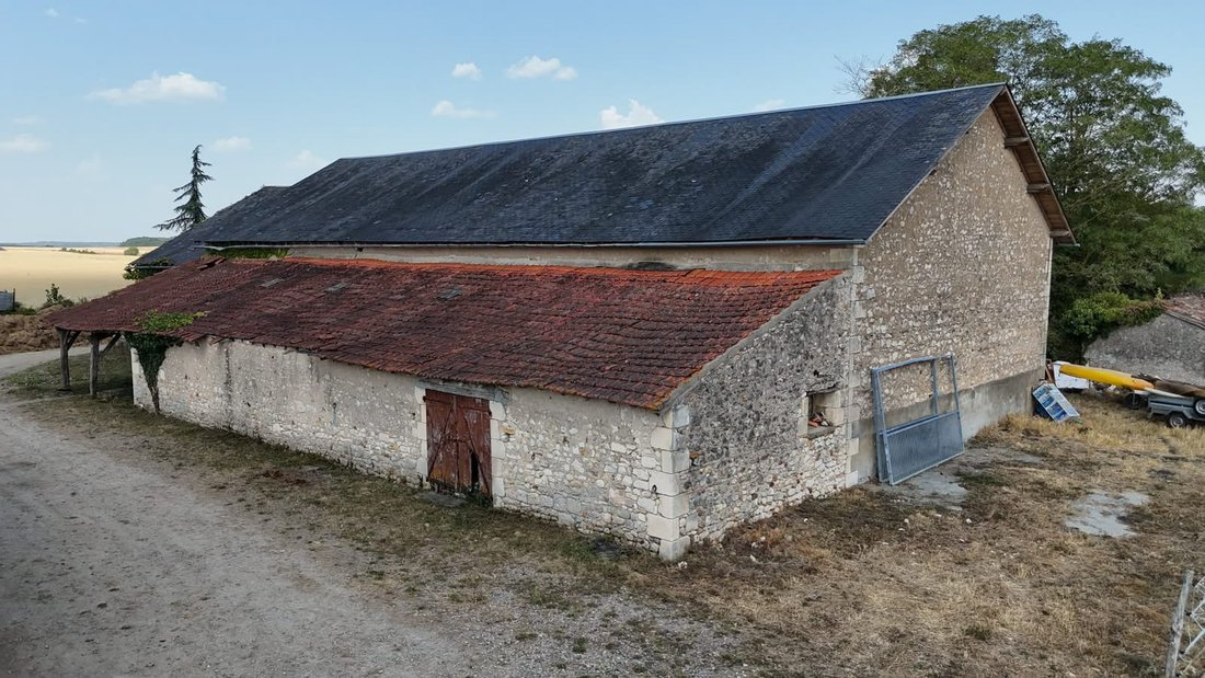 House in Valdivienne, Nouvelle-Aquitaine, France 4 - 18950103
