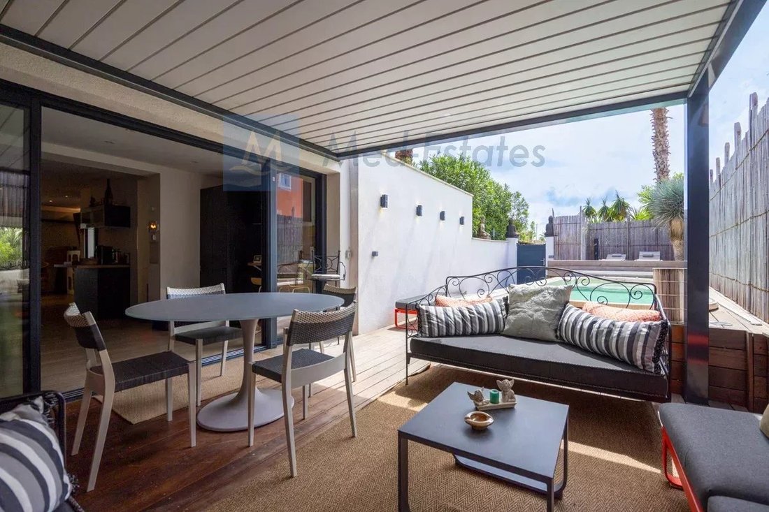Appartement à Grimaud, Provence-Alpes-Côte d'Azur, France 3 - 18298741