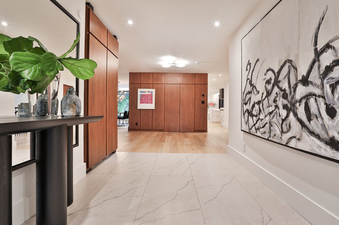 House in Toronto, Ontario, Canada 5 - 18950887
