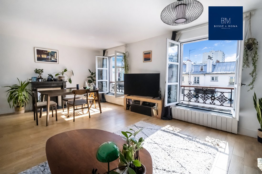 Apartment in Montorgueil-Saint Denis, Paris 2e Arrondissement, Paris 3 - 18949856
