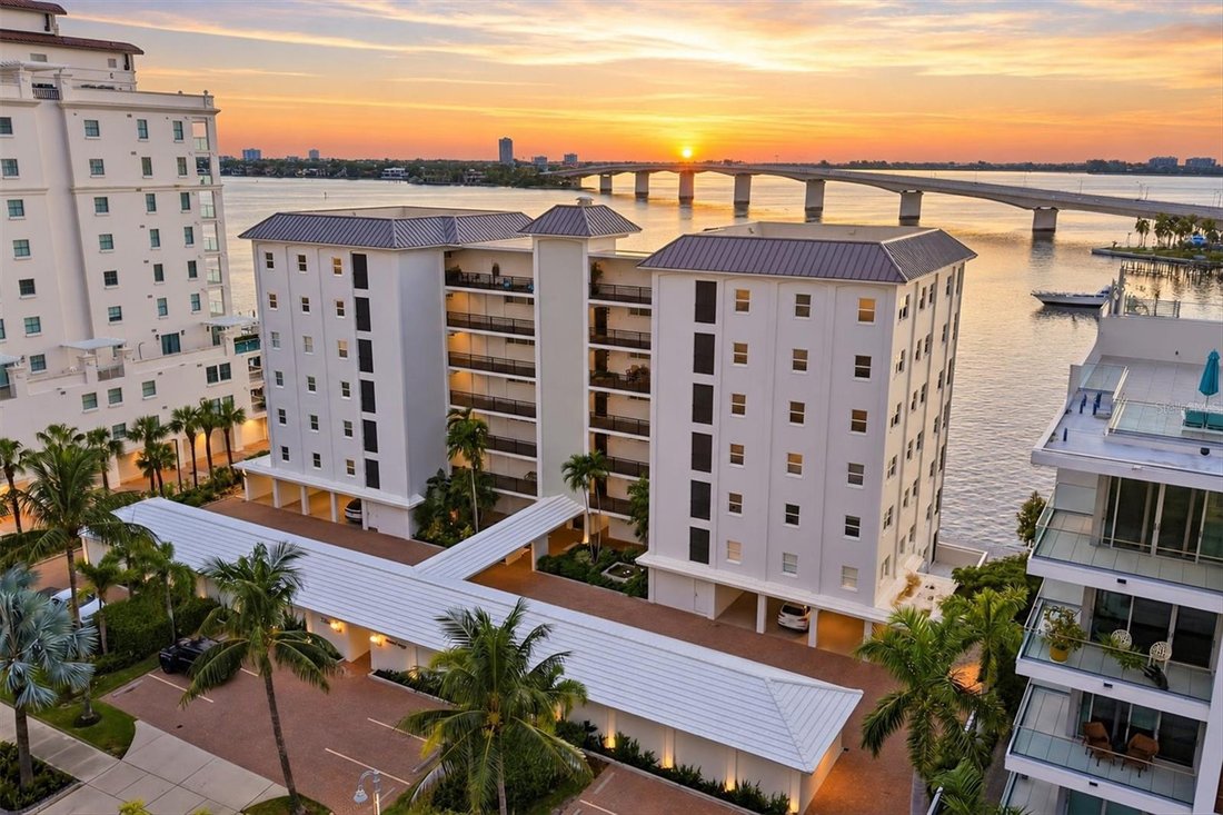 Condo in Sarasota, Florida, United States 4 - 16105621