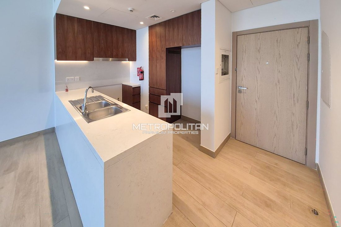 Apartment in Jumeirah, Dubai, United Arab Emirates 3 - 18950436