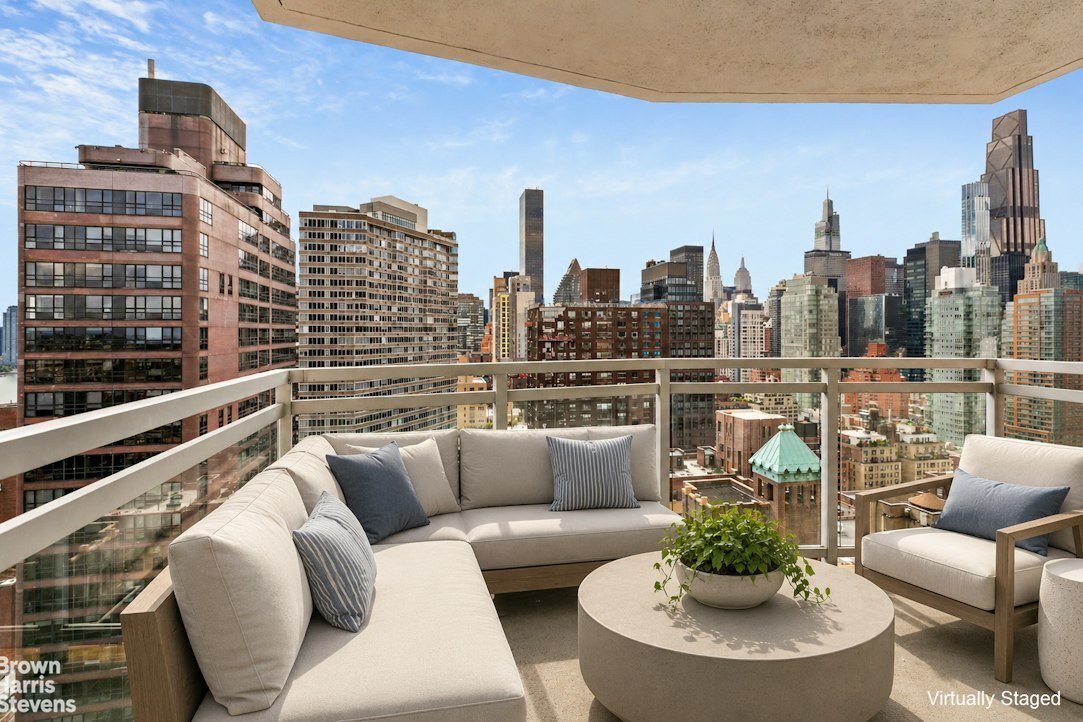 Co Op in New York, New York, United States 5 - 18952823
