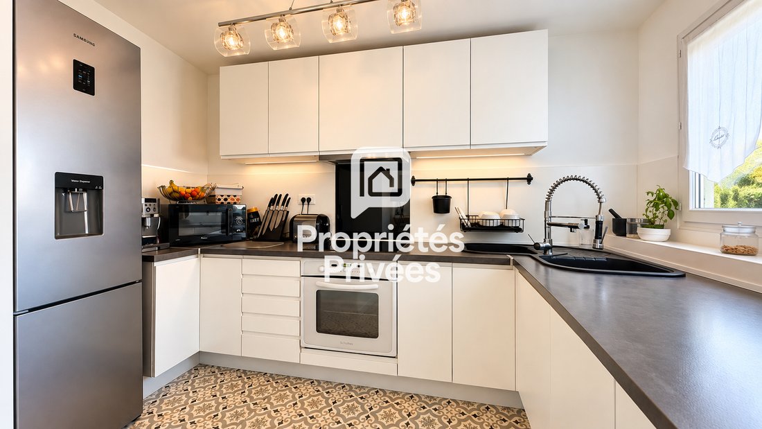 Villa in Mazargues, Marseille, Provence-Alpes-Côte d'Azur 4 - 18337658