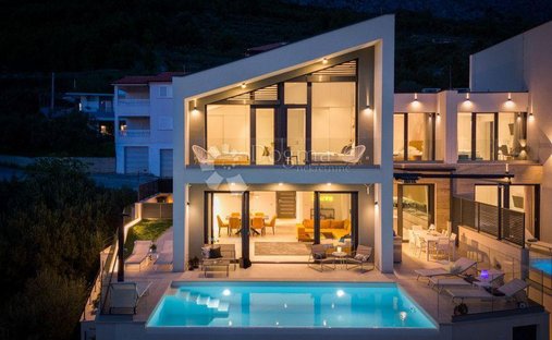 House in Jesenice, Split-Dalmatia County, Croatia 1