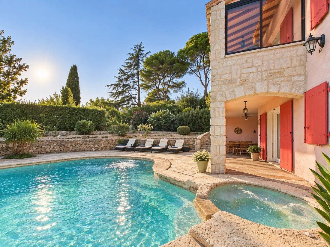 Villa in Brusquet-Retenaou-Devens, Vallauris, France 3 - 18949891