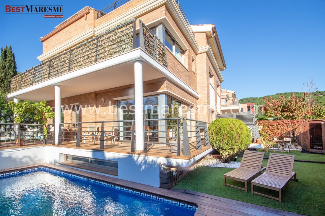 Townhouse in Cabrera de Mar, Catalonia, Spain 1 - 18953080