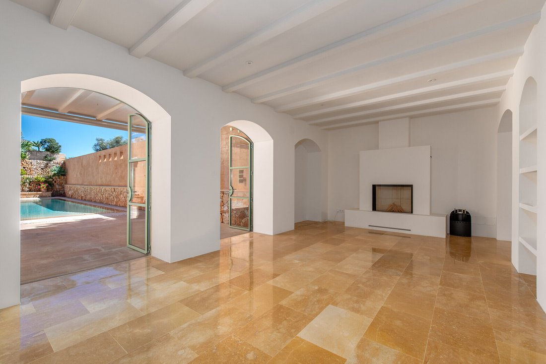 Townhouse in ses Salines, Balearic Islands, Spain 2 - 18953083