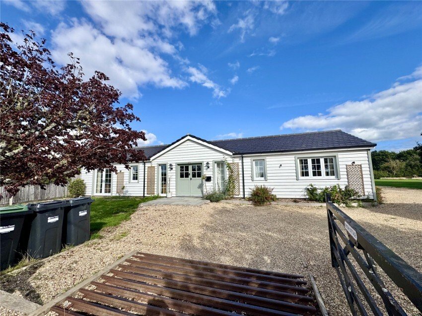 Bungalow in East Boldre, England 2 - 18948631