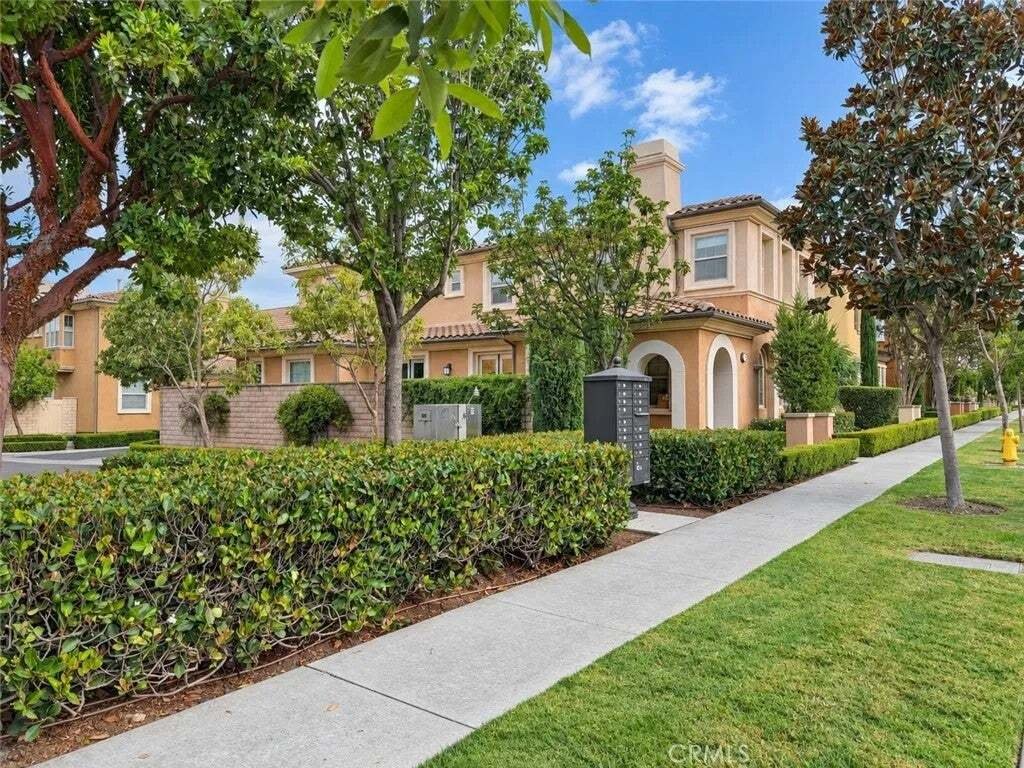Condo in Irvine, California, United States 2 - 18953767
