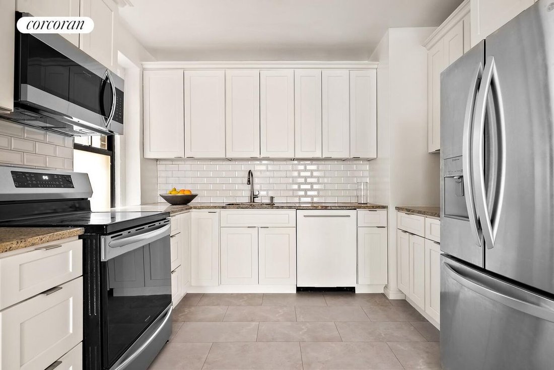 Co Op in New York, New York, United States 3 - 18948201