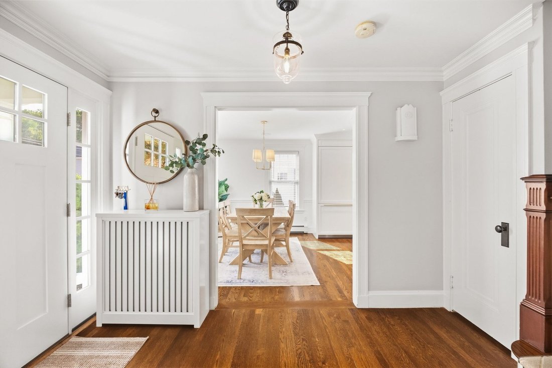 House in Needham, Massachusetts, United States 2 - 18954137
