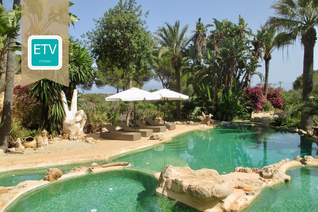 Finca in Santanyi, Balearic Islands, Spain 1 - 18954439