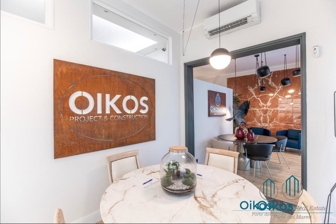 Villa in Roma Imperiale, Forte dei Marmi, Tuscany 2 - 18952480
