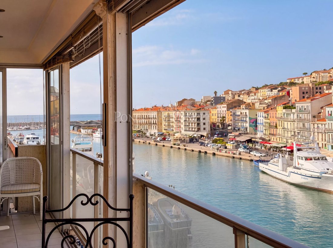 Apartment in Pont de Pierre-Nouveau Bassin, Sète, France 1 - 18598521