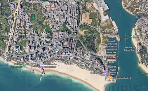 Land in Portimao, Algarve, Portugal 1