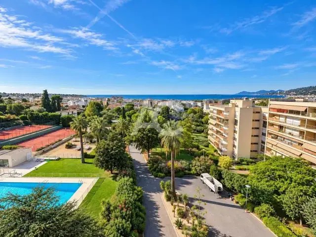 Apartment in Antibes, Provence-Alpes-Côte d'Azur, France 1 - 18867191
