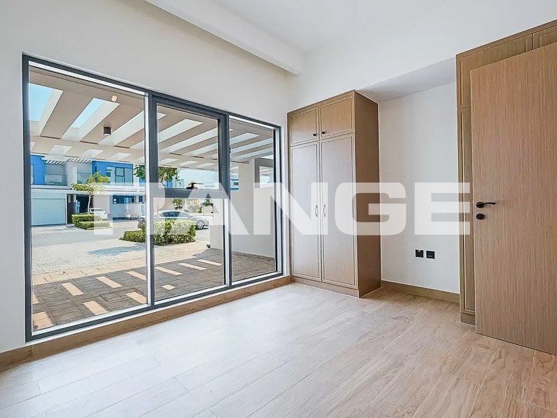 Townhouse in Remraam, Dubai, United Arab Emirates 4 - 18950125