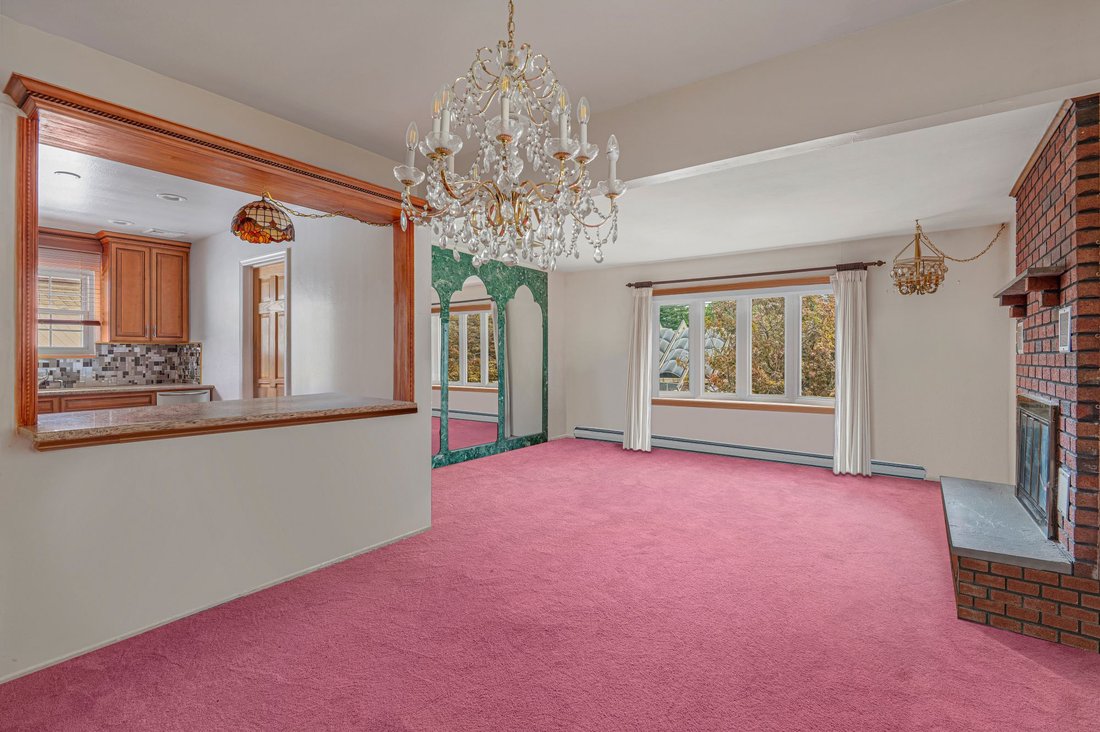 House in West Hempstead, New York, United States 3 - 18954456