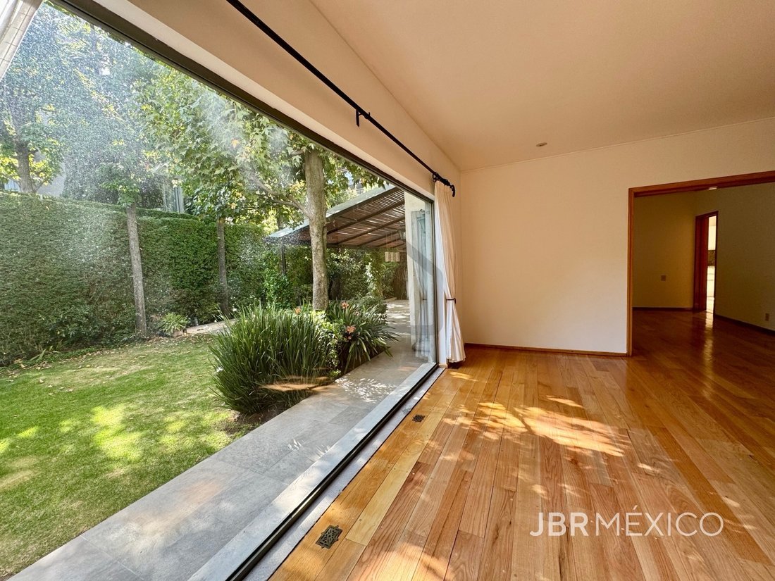 House in Mexico City, Mexico 2 - 18954436