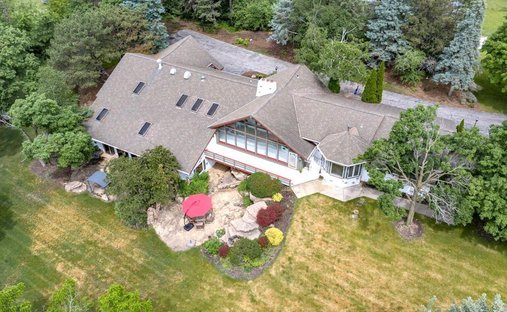 House in Menomonee Falls, Wisconsin, United States 1