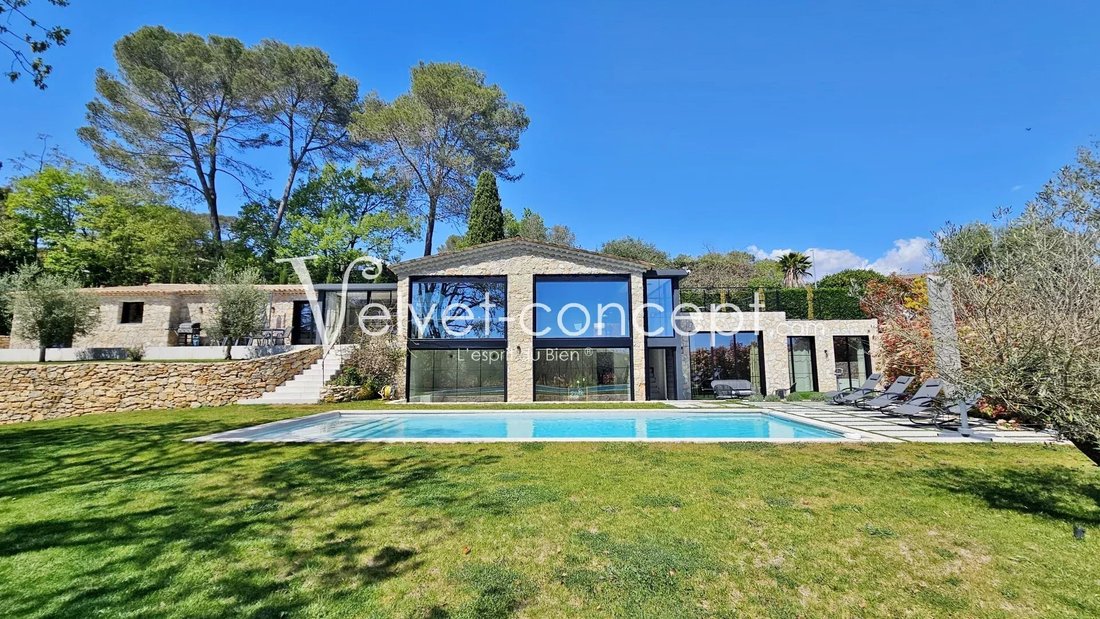 Villa in Valbonne, Provence-Alpes-Côte d'Azur, France 4 - 18950053