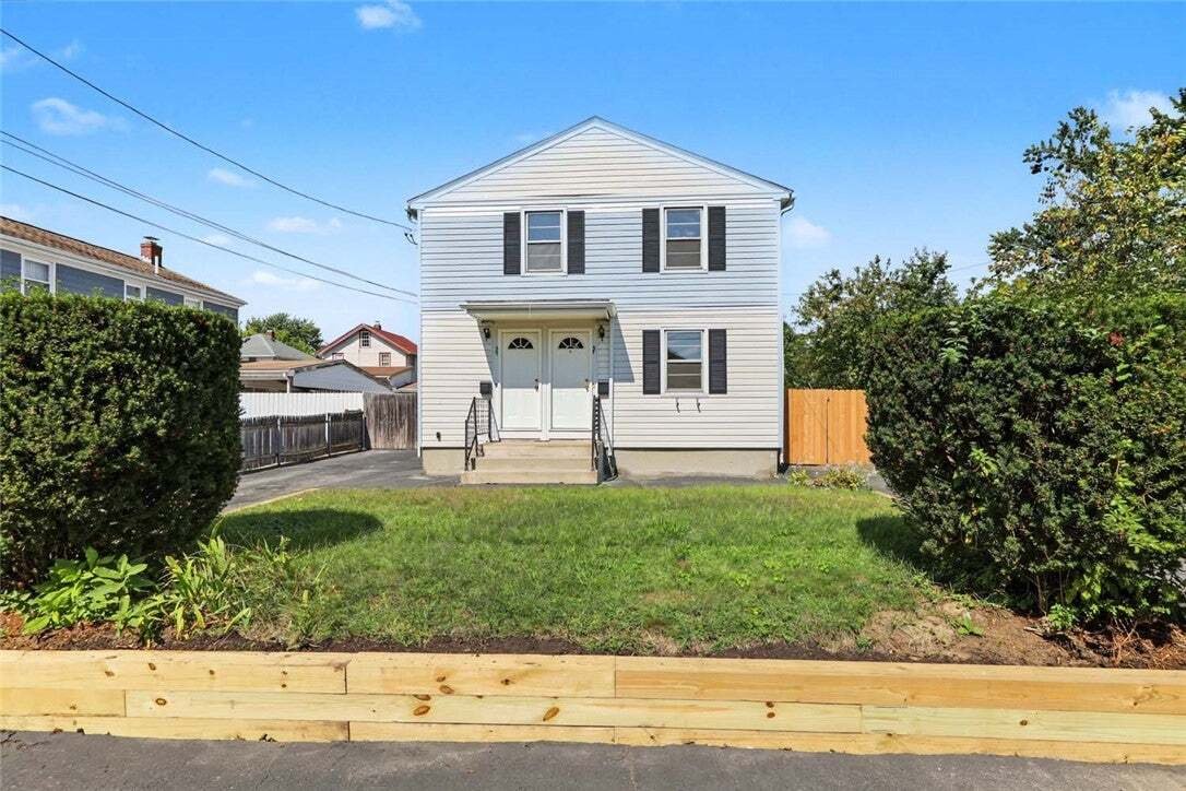 Cranston, Rhode Island, United States 2 - 18948409