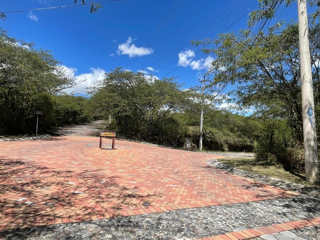 Land in Quito, Pichincha, Ecuador 5 - 18949430