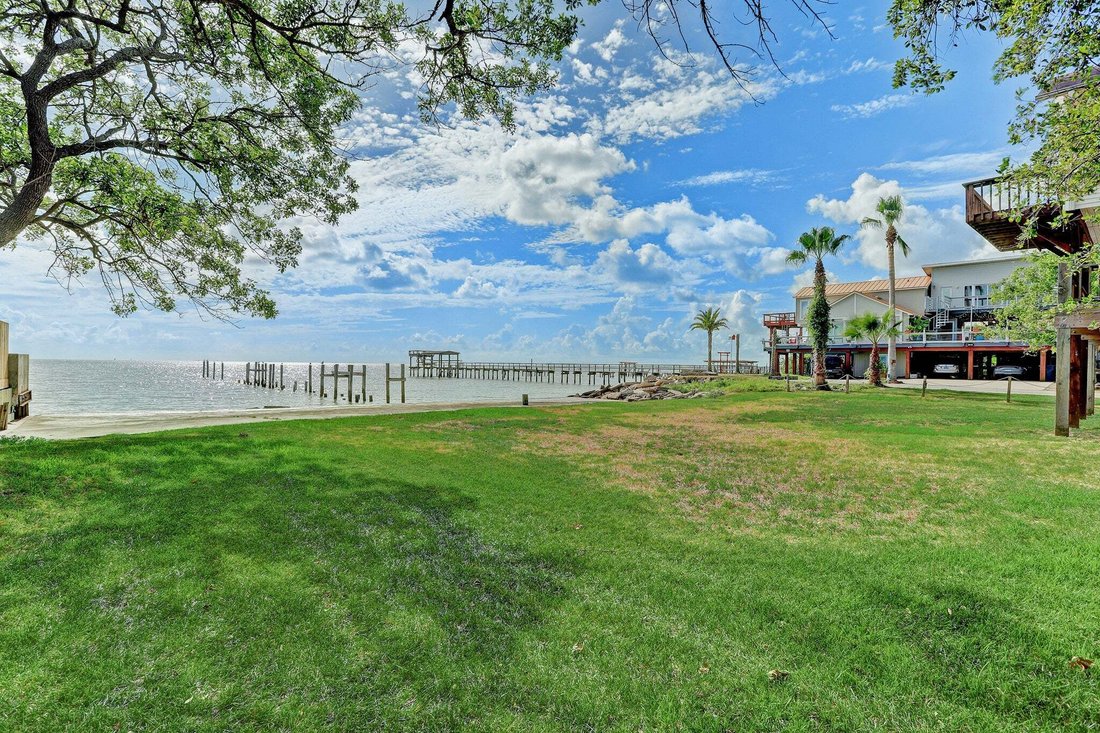 House in Kemah, Texas, United States 2 - 18951044