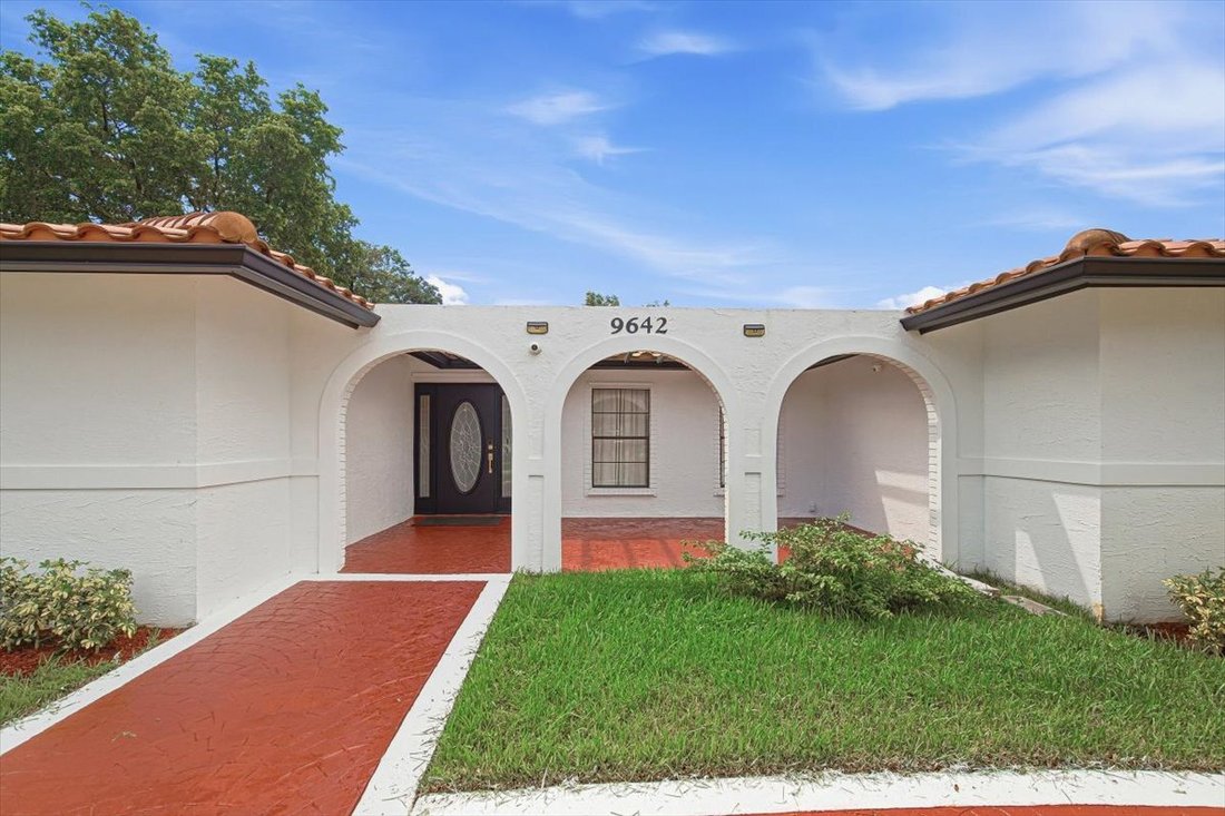 House in Coral Springs, Florida, United States 5 - 18950936