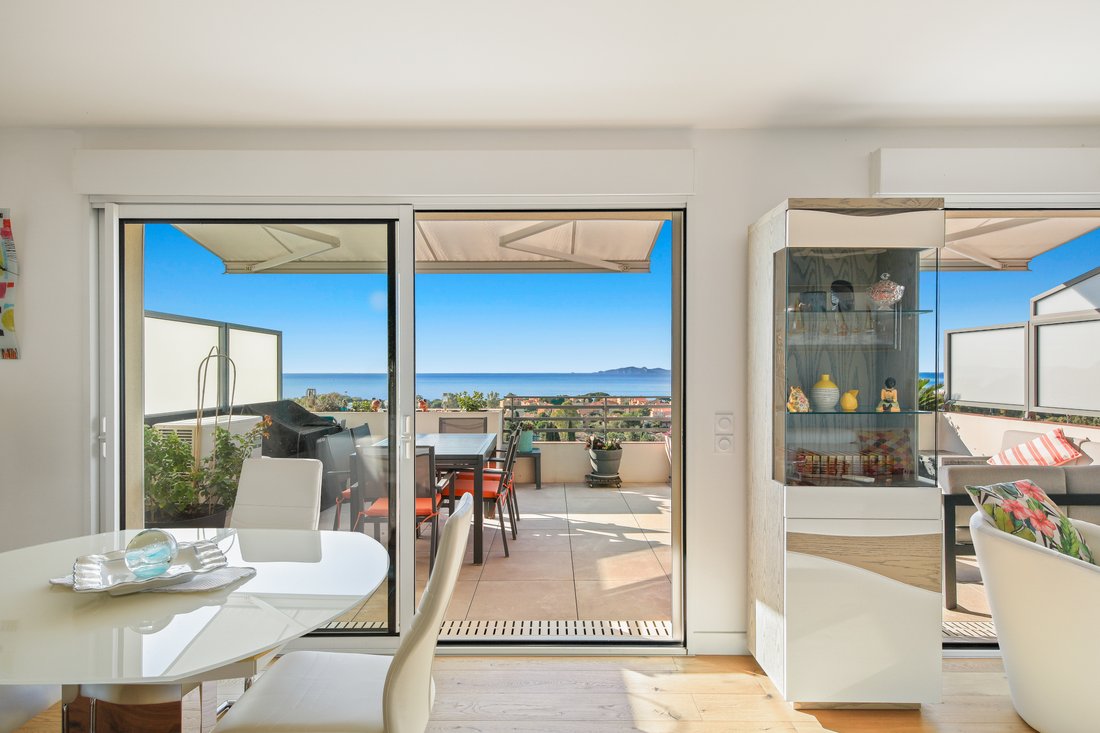 Apartment in La Londe-les-Maures, Provence-Alpes-Côte d'Azur, France 4 - 18954098