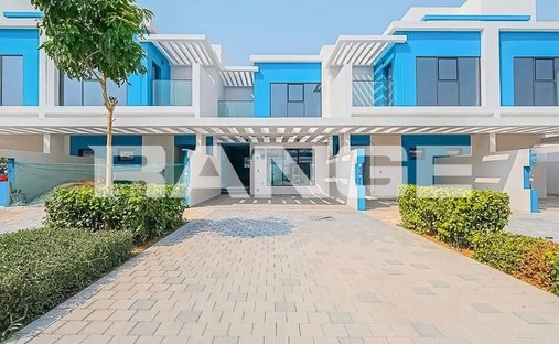 Townhouse in Remraam, Dubai, United Arab Emirates 1