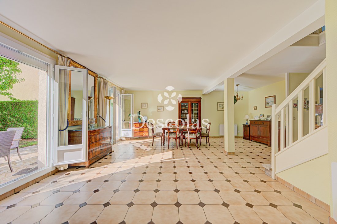 House in Forêt, Saint-Germain-en-Laye, France 5 - 18954581