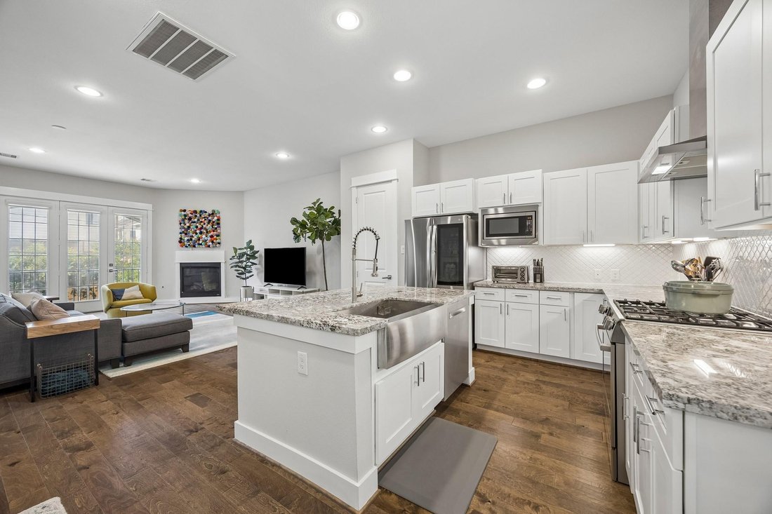 House in Houston, Texas, United States 3 - 18949293