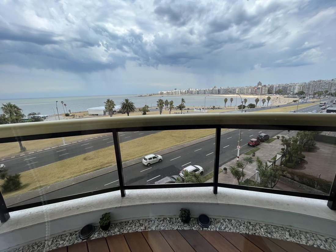 Apartment in Montevideo, Departamento de Montevideo, Uruguay 3 - 18954186