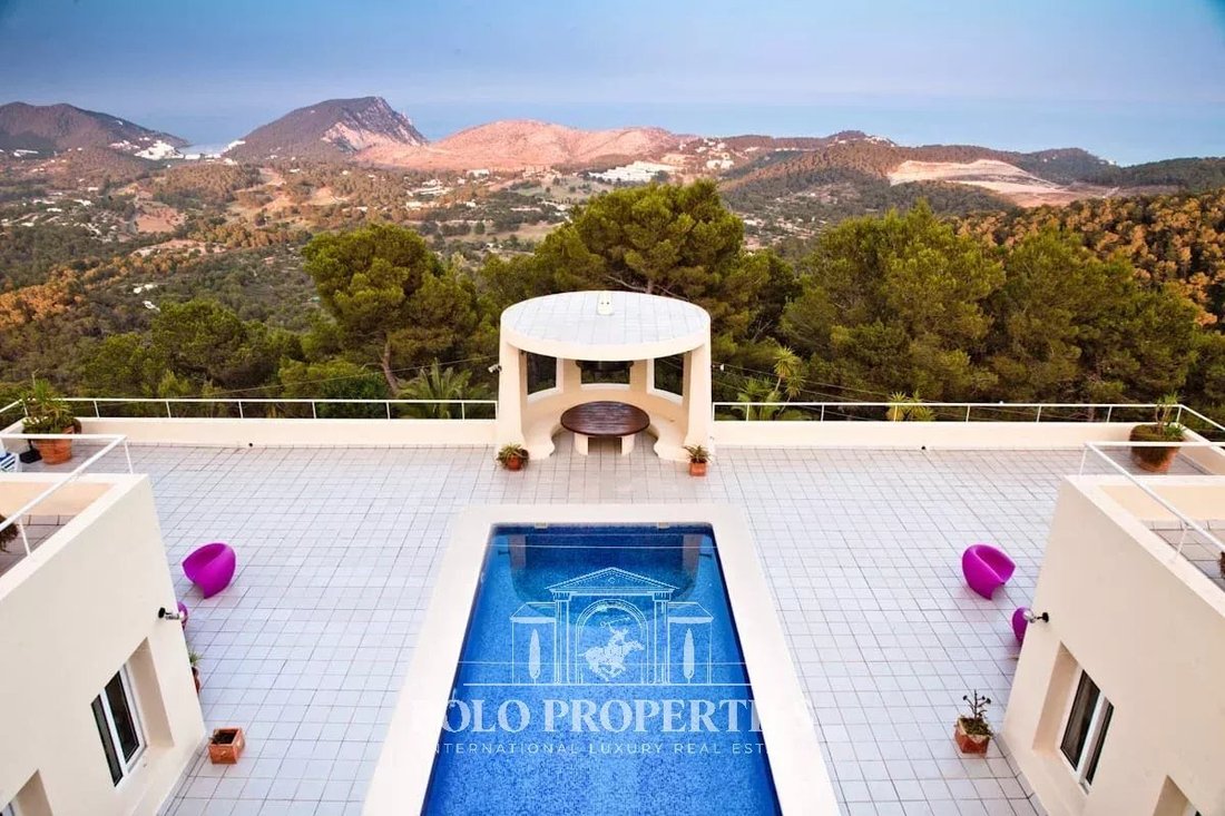 Villa in Sant Joan de Labritja, Balearic Islands, Spain 2 - 18949238