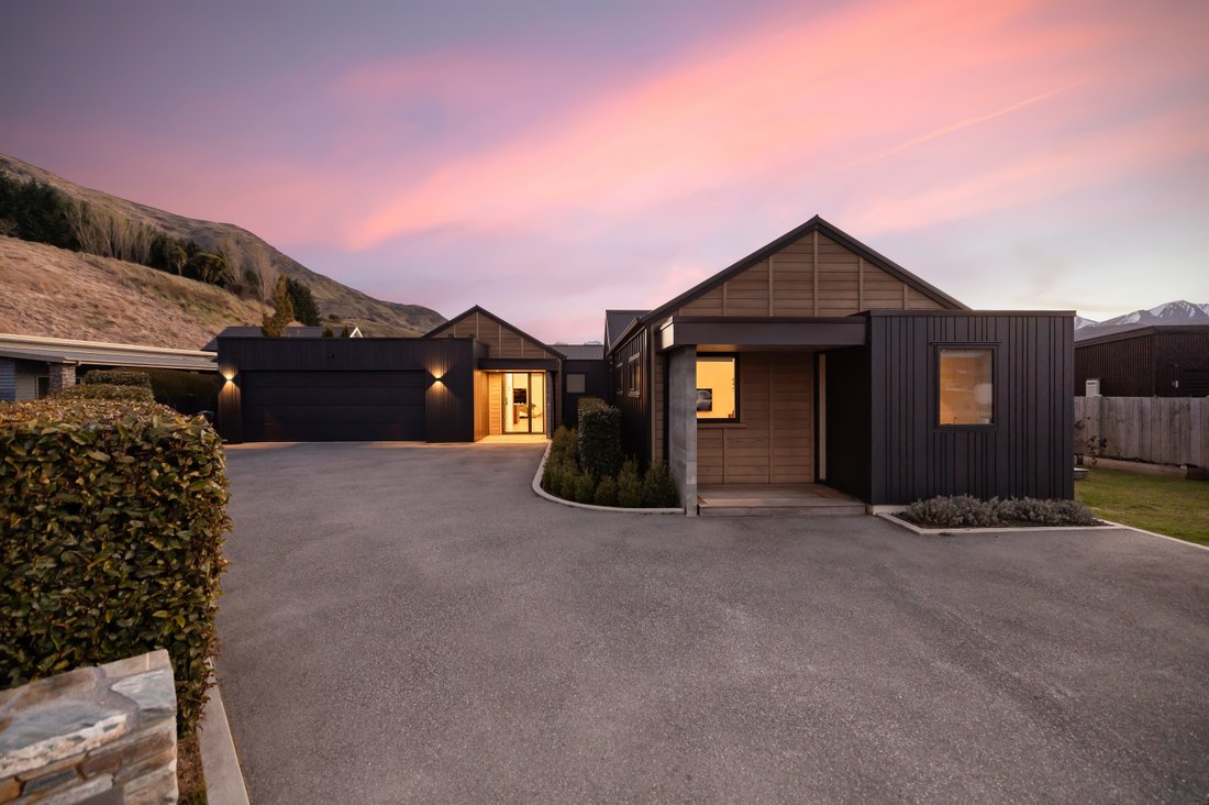 House in Queenstown, Otago, New Zealand 1 - 18955294