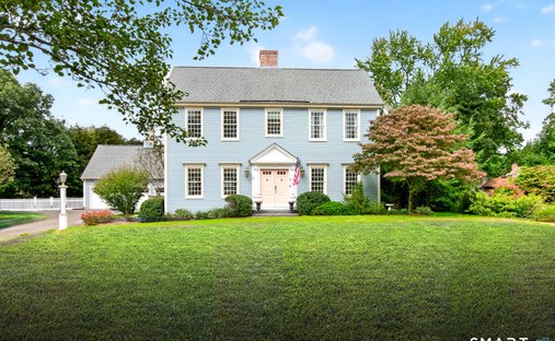 House in Simsbury, Connecticut, United States 1