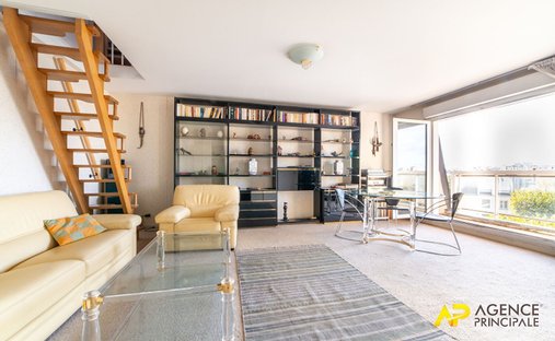 Apartment in Souvenir Français, La Garenne-Colombes, France 1