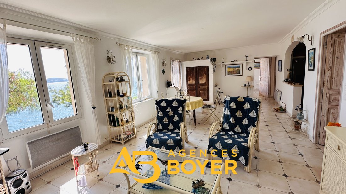 Apartment in Saint-Cyr-sur-Mer, Provence-Alpes-Côte d'Azur, France 3 - 18953237