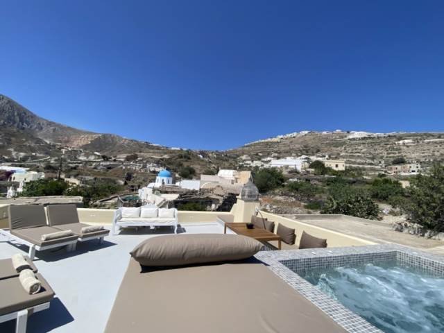 Estate in Thira, Aegean, Greece 3 - 18952494