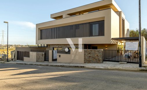 House in Caparica e Trafaria, Setubal, Portugal 1