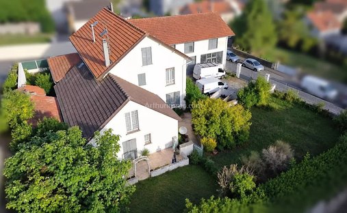 Estate in Saint Pierre, Boulogne-sur-Mer, France 1