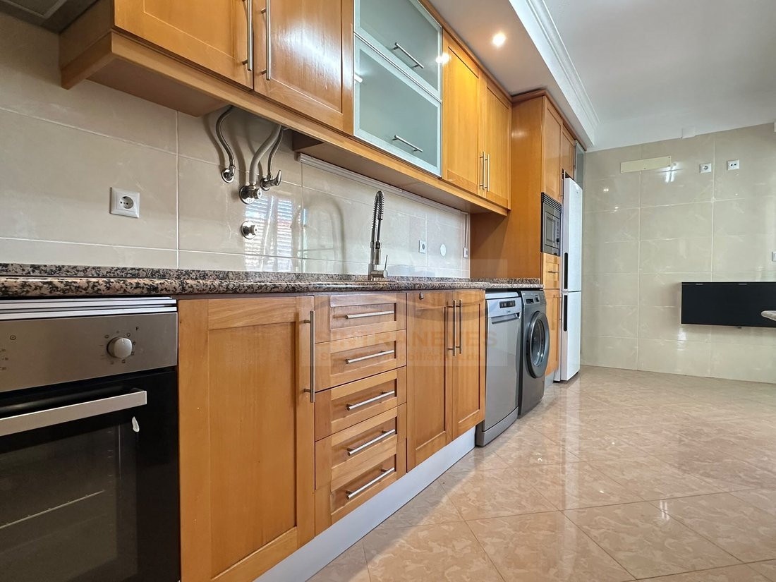 Apartment in Mina de Agua, Lisbon, Portugal 4 - 18954986