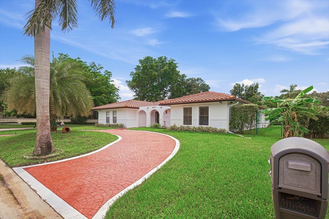 House in Coral Springs, Florida, United States 2 - 18950936